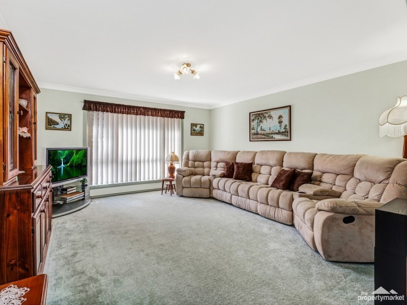 41 Bomaderry Crescent, Glenning Valley NSW 2261