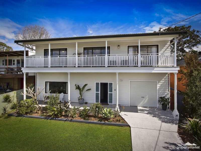 14 Woodlawn Drive, Budgewoi NSW 2262