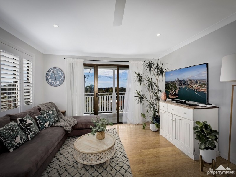 14 Woodlawn Drive, Budgewoi NSW 2262