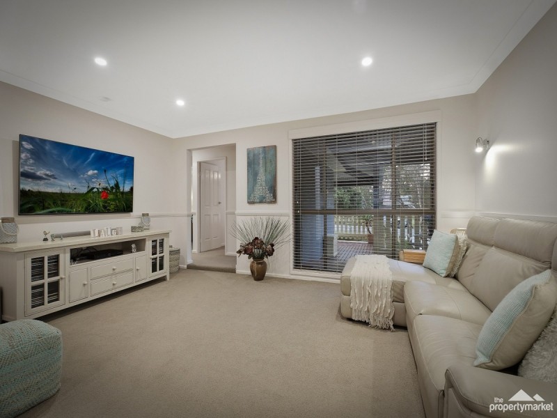 122 Cams Boulevard, Summerland Point NSW 2259