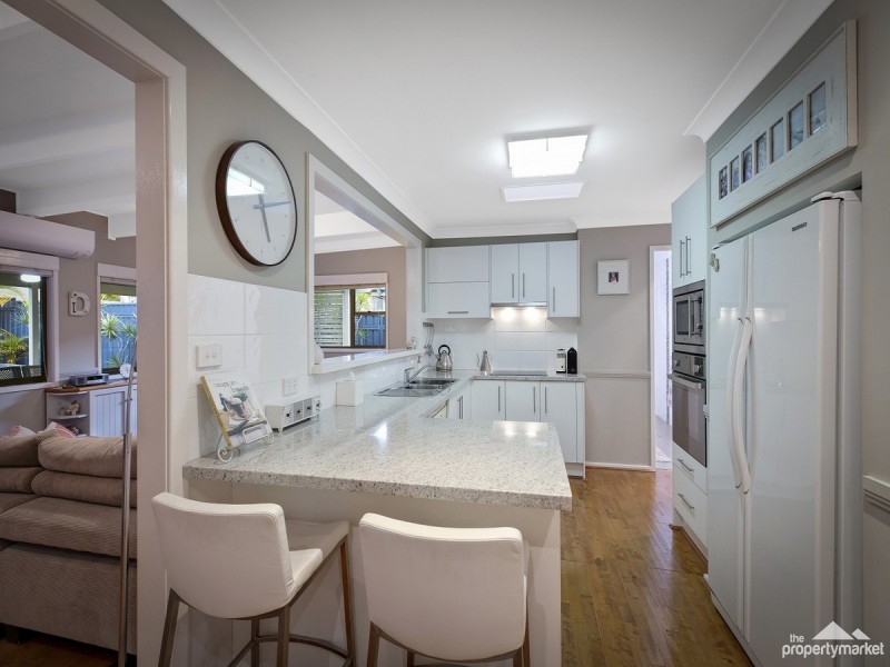 122 Cams Boulevard, Summerland Point NSW 2259