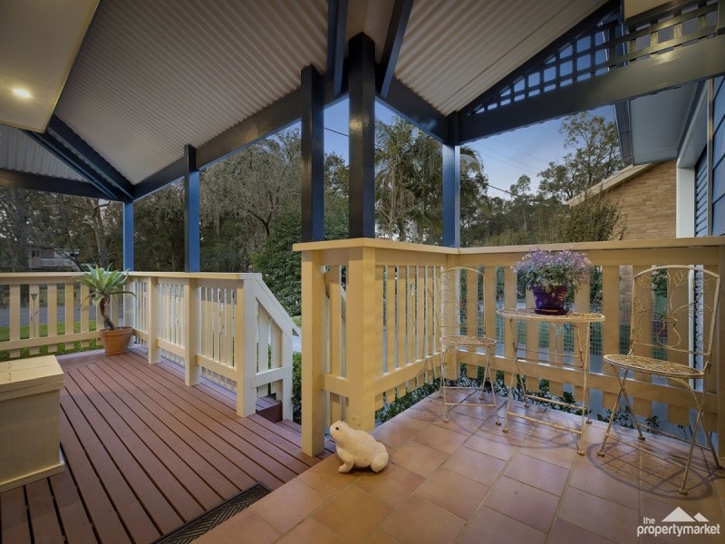 122 Cams Boulevard, Summerland Point NSW 2259