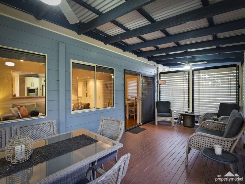 122 Cams Boulevard, Summerland Point NSW 2259