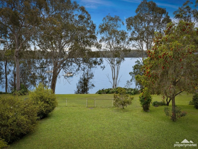 11 Winbin Crescent, Gwandalan NSW 2259