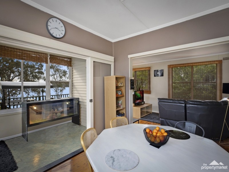 11 Winbin Crescent, Gwandalan NSW 2259