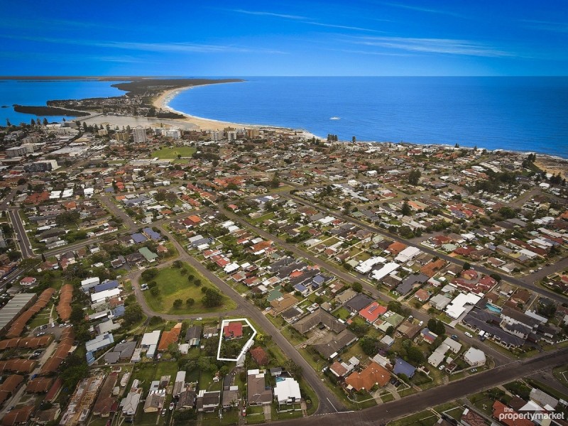 2 Rhodin Drive, Long Jetty NSW 2261