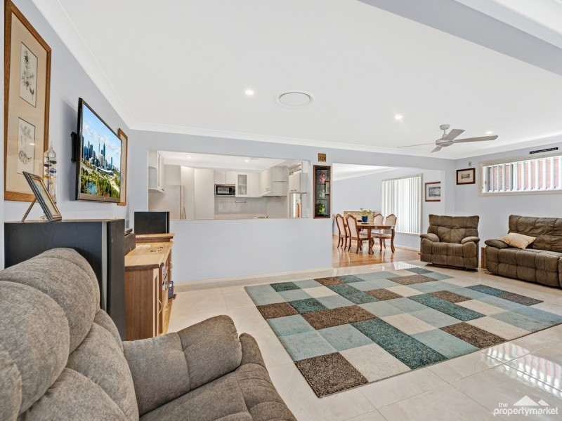 207 Lakedge Avenue, Berkeley Vale NSW 2261