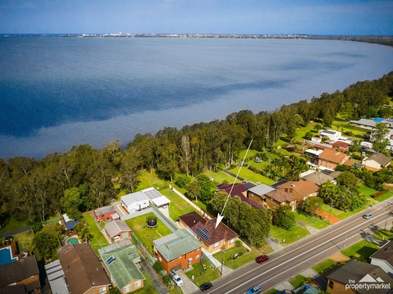 207 Lakedge Avenue, Berkeley Vale NSW 2261