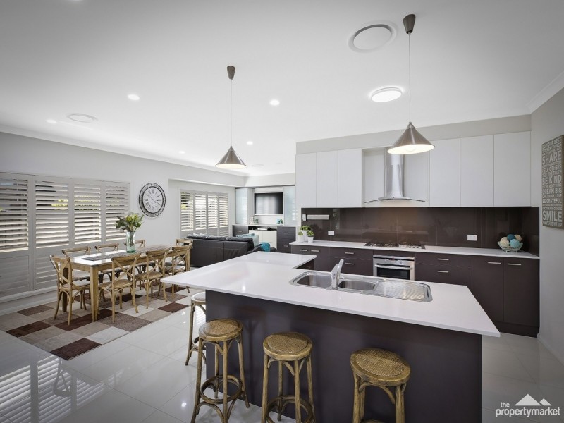 8 Fairlight Circuit, Mardi NSW 2259