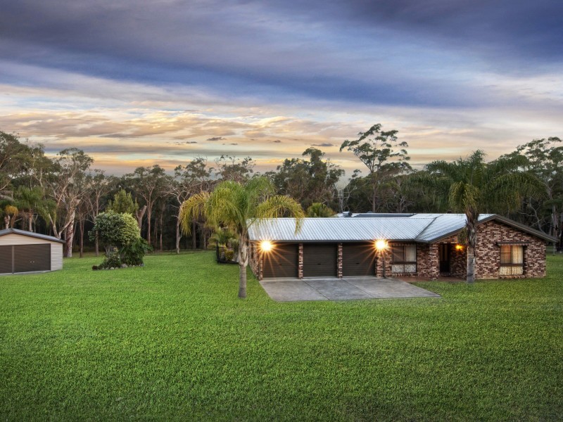 13 Larapinta Drive, Wyee Point NSW 2259