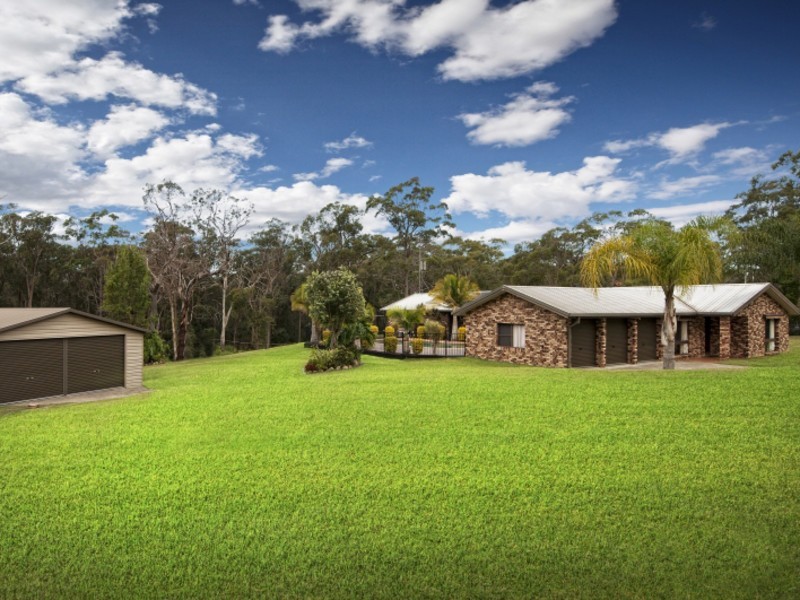 13 Larapinta Drive, Wyee Point NSW 2259