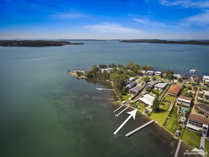 58 Gordon Avenue, Summerland Point NSW 2259