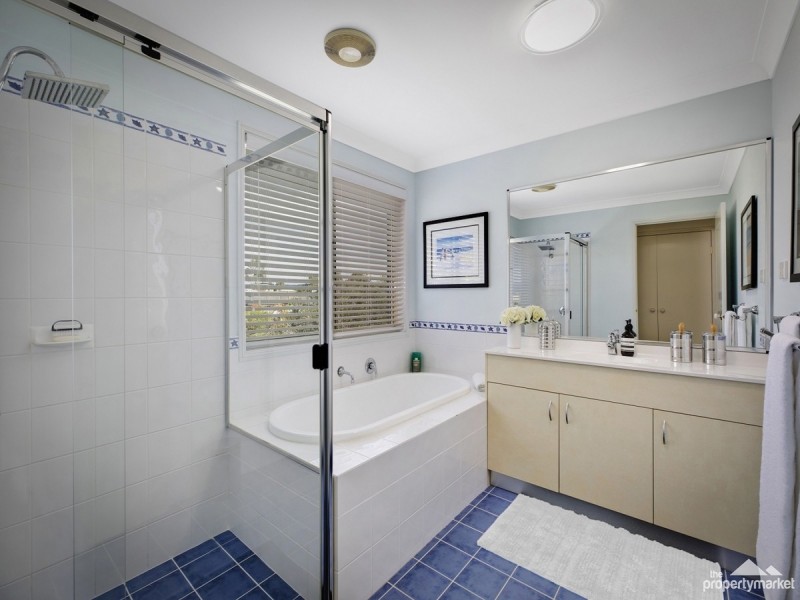 137 Brittania Drive, Watanobbi NSW 2259