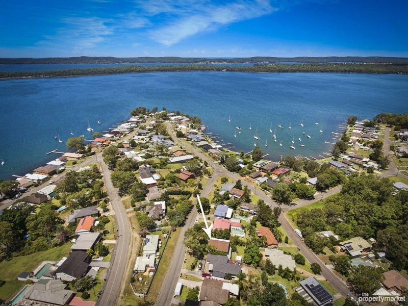 16 Vista Road, Sunshine NSW 2264