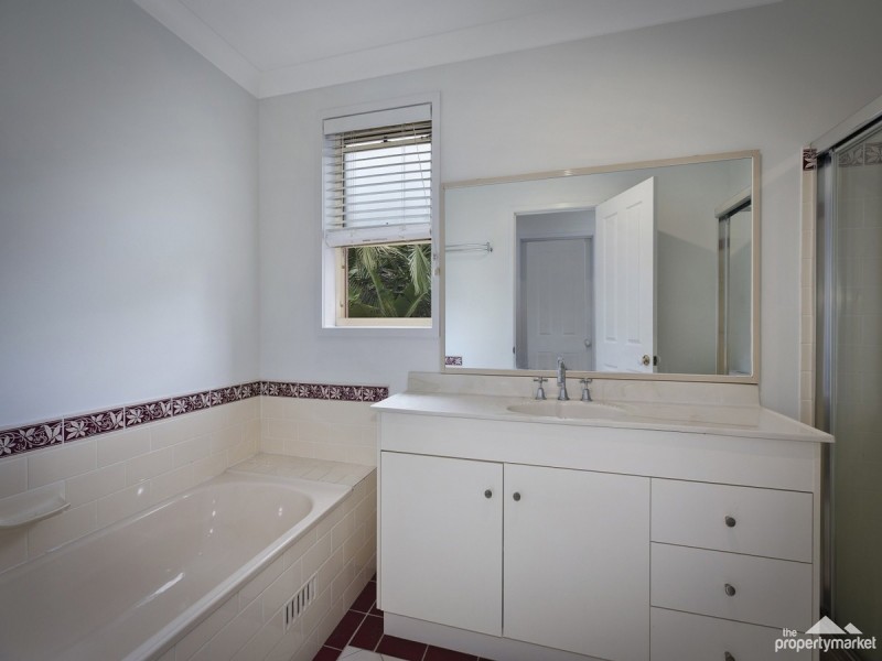 2/2 Hawthorn Place, Mardi NSW 2259