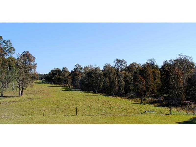 71 Warner Avenue, Tuggerawong NSW 2259