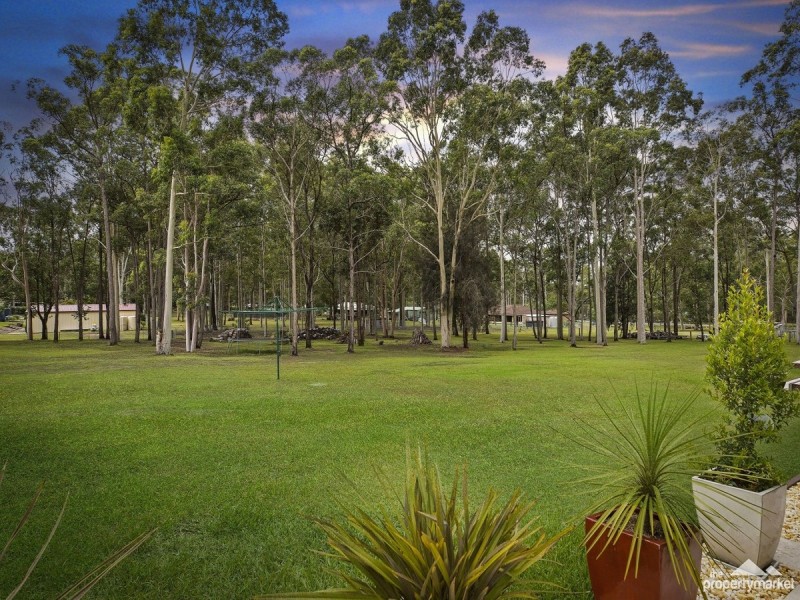 4 Burlington Avenue, Jilliby NSW 2259