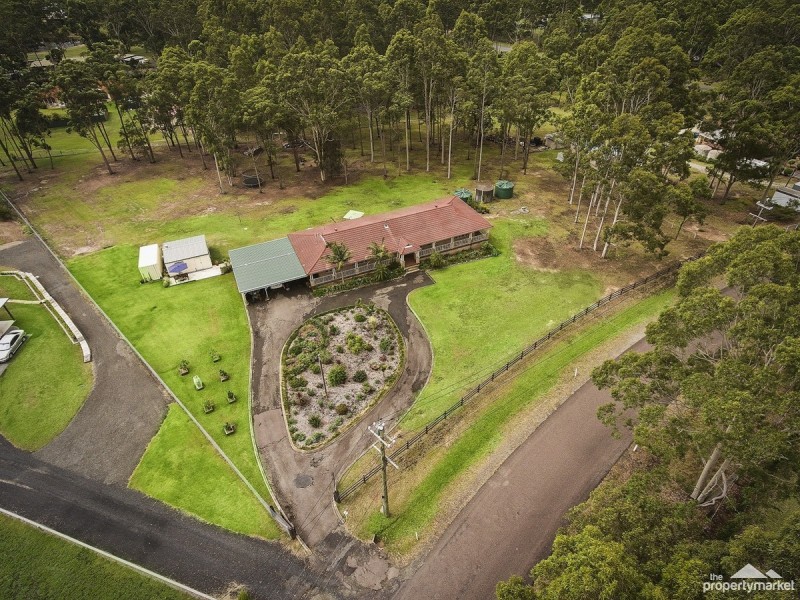 4 Burlington Avenue, Jilliby NSW 2259
