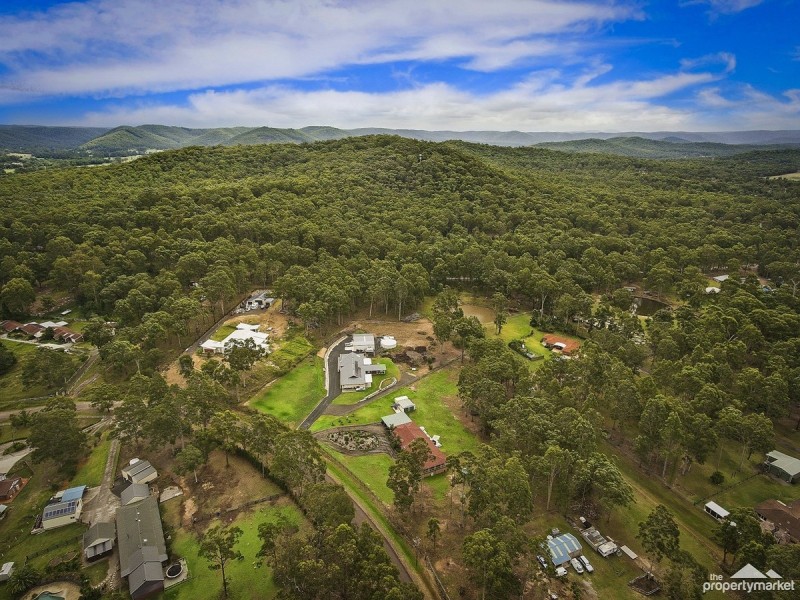 4 Burlington Avenue, Jilliby NSW 2259