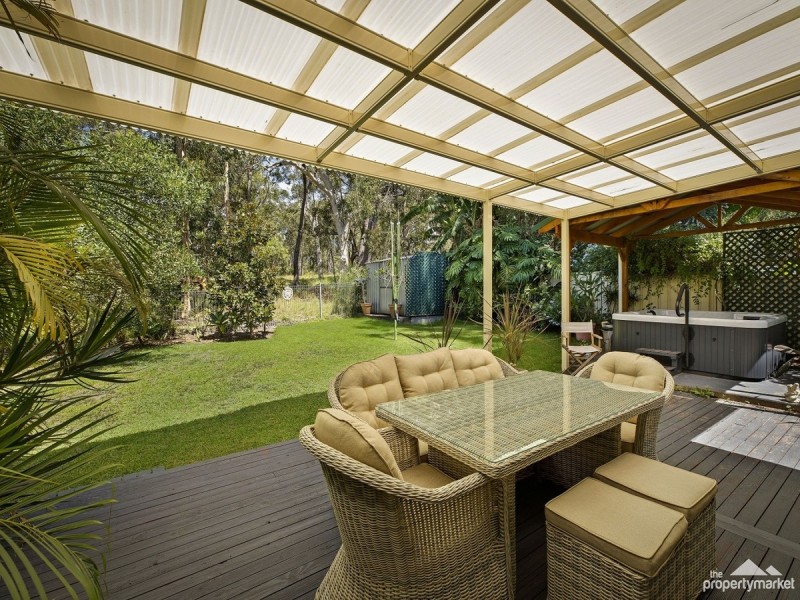 61 Yeramba Road, Summerland Point NSW 2259