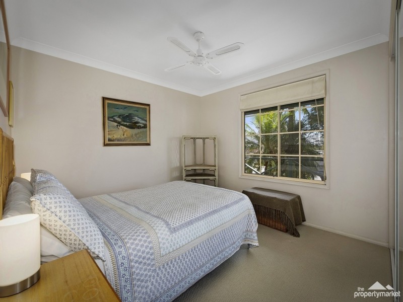 61 Yeramba Road, Summerland Point NSW 2259