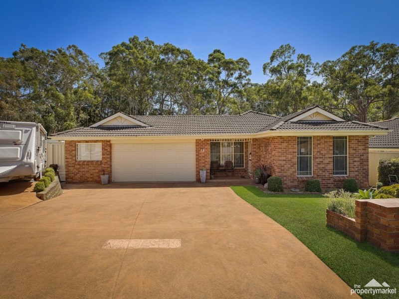 12 Anchorage Circle, Summerland Point NSW 2259