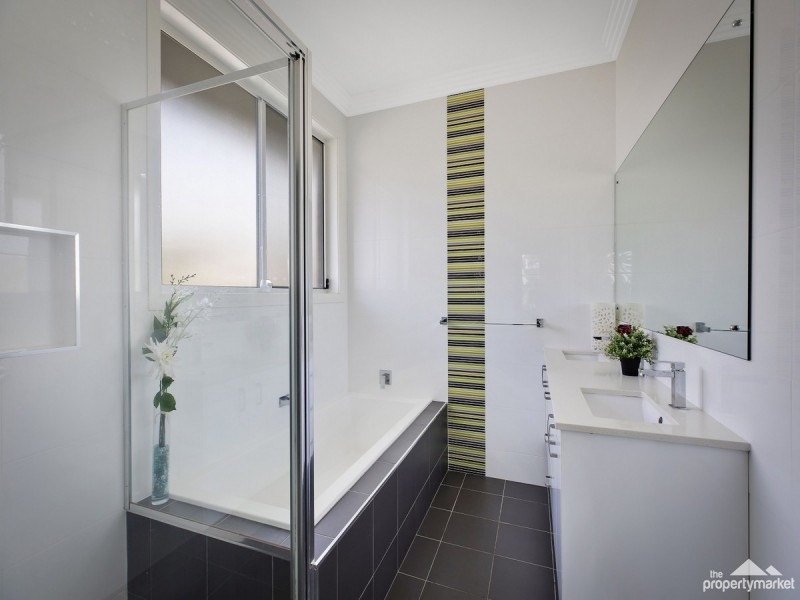 2 Windward Crescent, Gwandalan NSW 2259