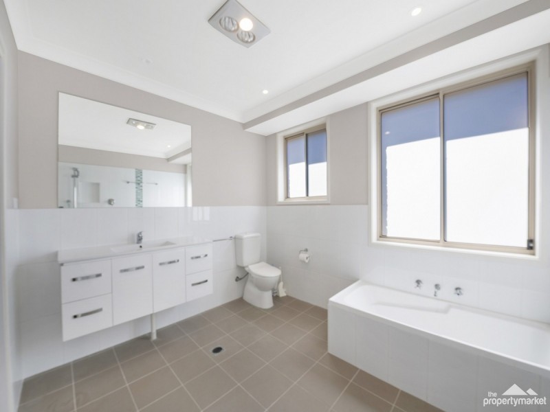 5 Bomaderry Crescent, Glenning Valley NSW 2261