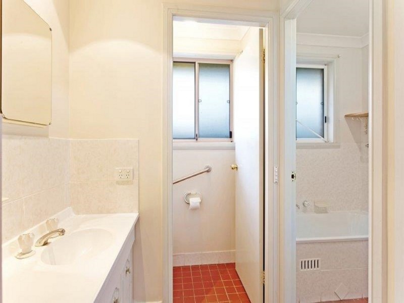 34 Nirringa Road, Summerland Point NSW 2259