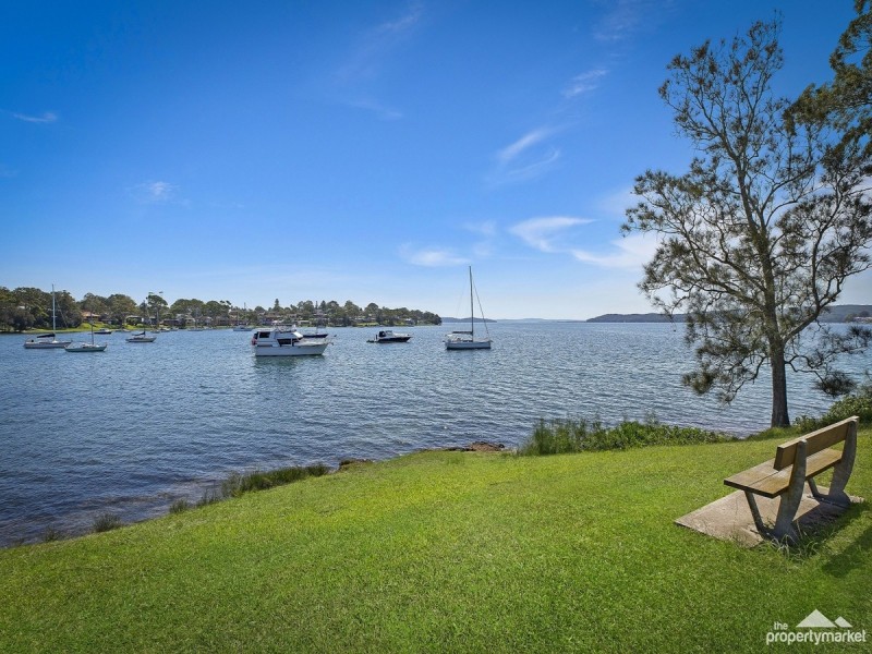 4 Coora Place, Gwandalan NSW 2259