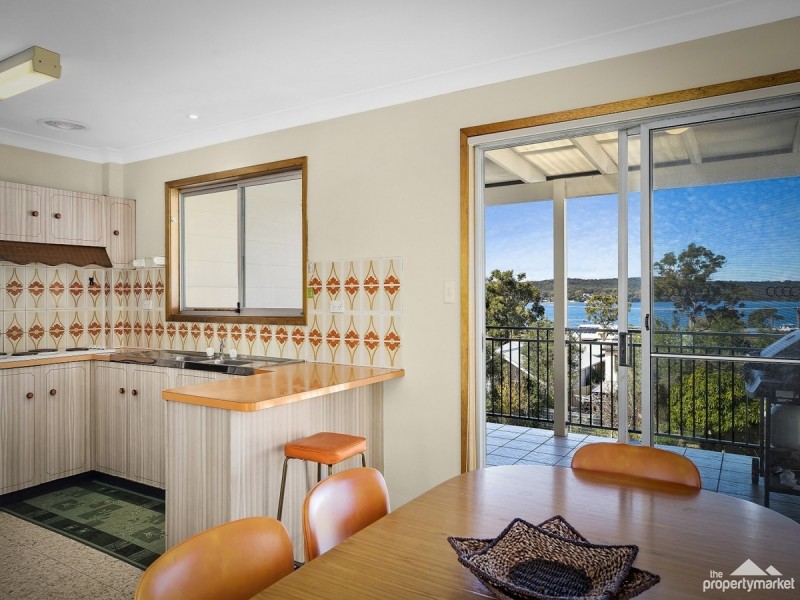 14 Murraba Crescent, Gwandalan NSW 2259