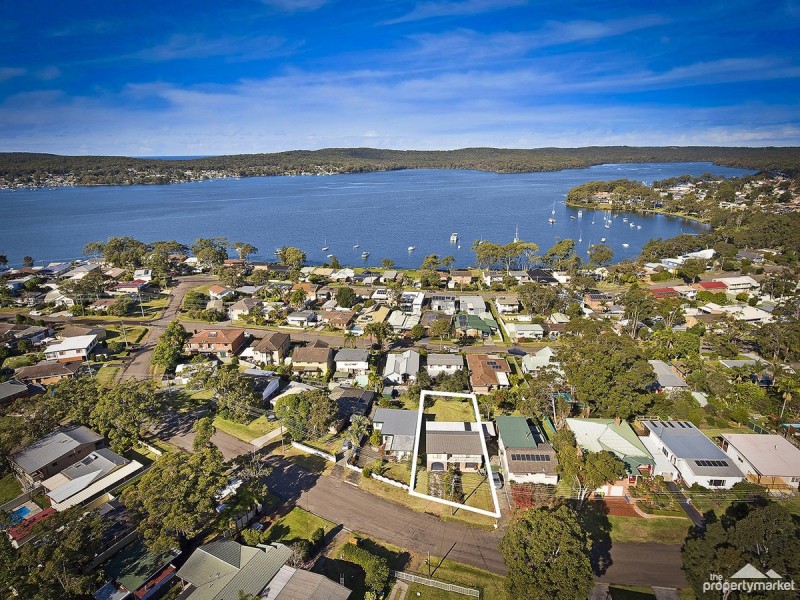 14 Murraba Crescent, Gwandalan NSW 2259