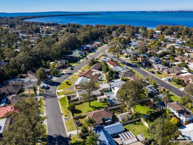 22 Blenheim Avenue, Berkeley Vale NSW 2261 The Property Market Sold