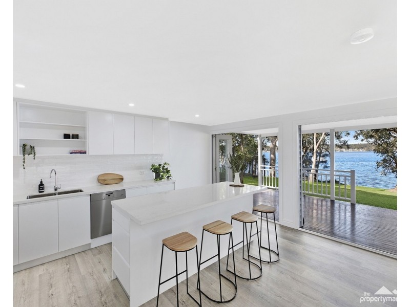 82 Noamunga Crescent, Gwandalan NSW 2259