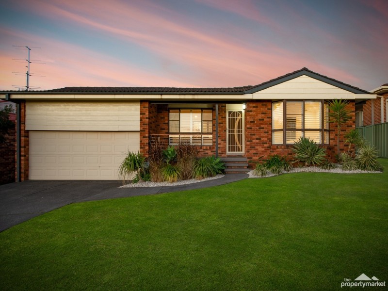 15 Stornaway Crescent, Berkeley Vale NSW 2261