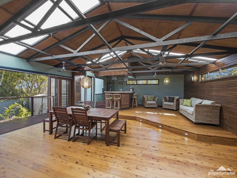 15 Stornaway Crescent, Berkeley Vale NSW 2261