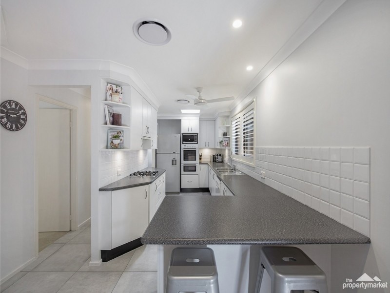 15 Stornaway Crescent, Berkeley Vale NSW 2261