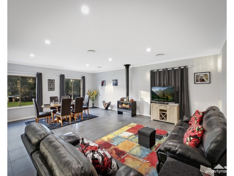 22 Holloway Drive, Jilliby NSW 2259