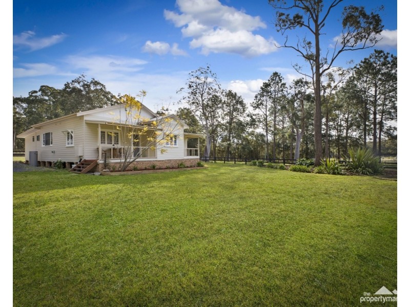 100 Bruce Crescent, Wallarah NSW 2259