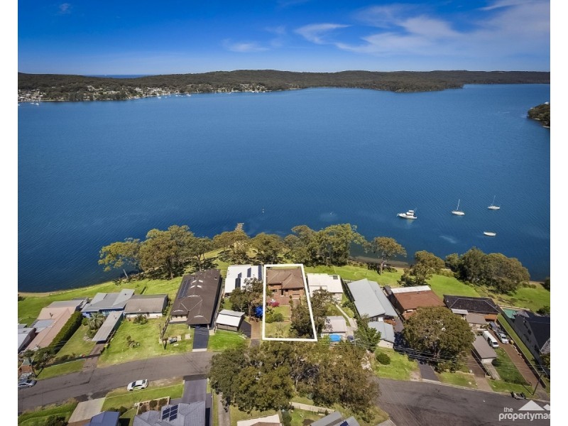 24 Noamunga Crescent, Gwandalan NSW 2259