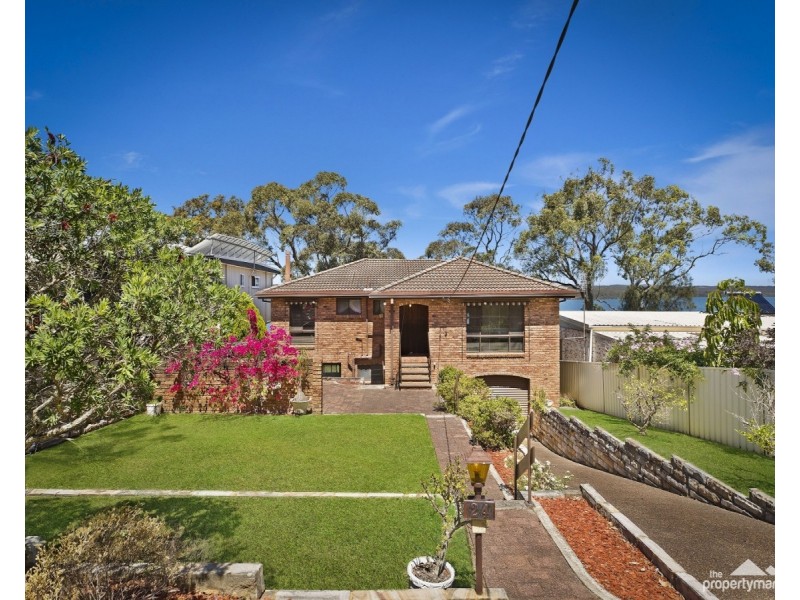 24 Noamunga Crescent, Gwandalan NSW 2259