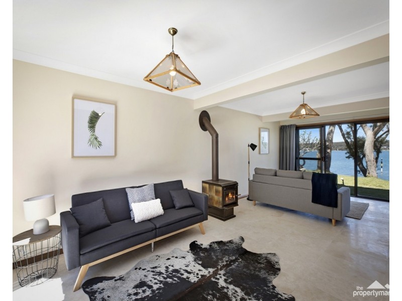 24 Noamunga Crescent, Gwandalan NSW 2259