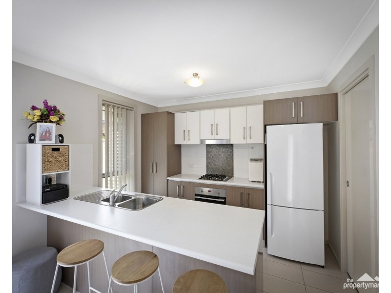 7/20A Kinarra Avenue, Wyoming NSW 2250