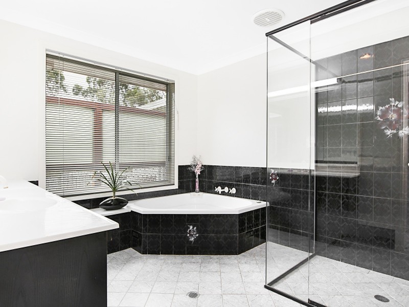 41 Larapinta Drive, Wyee Point NSW 2259