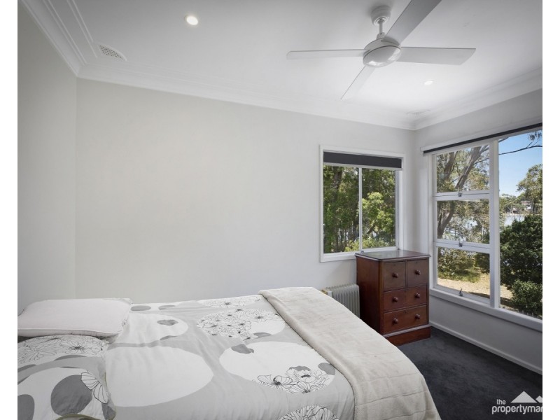 68 Teragalin Drive, Chain Valley Bay NSW 2259