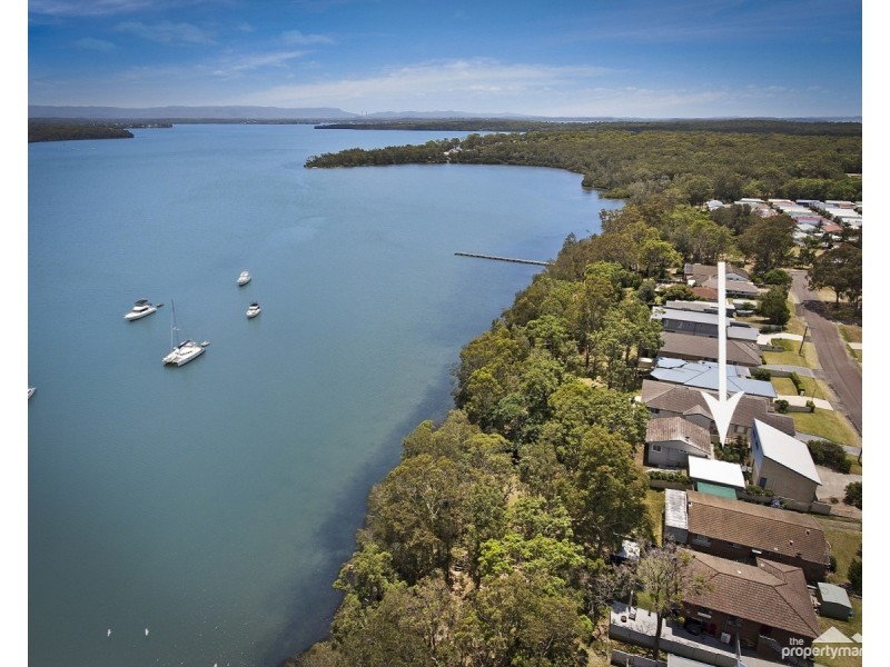 68 Teragalin Drive, Chain Valley Bay NSW 2259