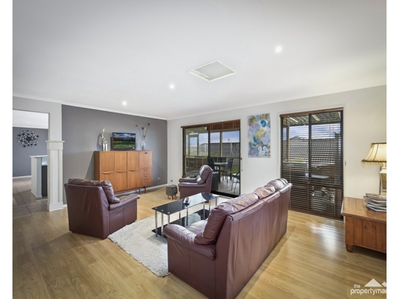 8 Eliza Close, Mardi NSW 2259