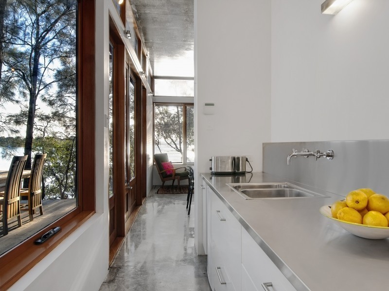 68 Gordon Ave, Summerland Point NSW 2259