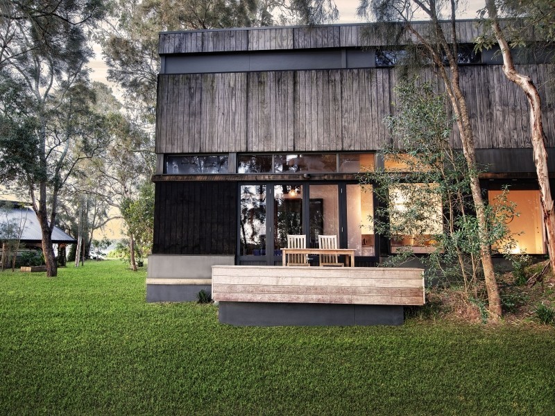 68 Gordon Ave, Summerland Point NSW 2259