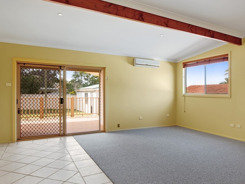 27 Taronga Avenue, San Remo NSW 2262